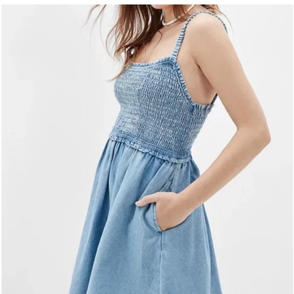 NWT American Eagle Outfitters Smocked Mini Dress- Sz: L - Picture 11 of 13